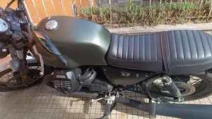 Moto Guzzi V7 III Rough (2018 - 20) 