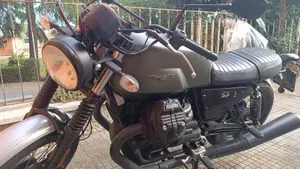 Moto Guzzi V7 III Rough (2018 - 20)  (3)