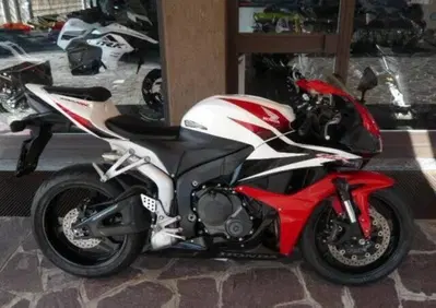 Honda CBR 600 RR (2007 - 08) - Annuncio 10093684