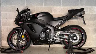 Honda CBR 600 RR (2024 - 26) usata