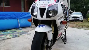 Honda VTR 1000 SP-2 (2002 - 06)  (4)