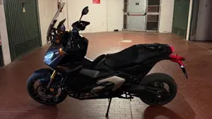 Honda X-ADV 750 DCT Adventure (2021 - 24)  (3)