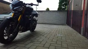Triumph Speed Triple 1200 RS (2025 - 26)  (8)