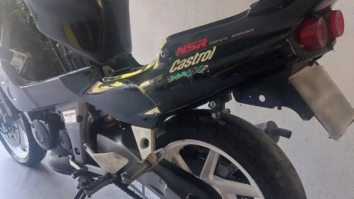 Honda NSR 125 F Raiden (1992 - 97)  (10)