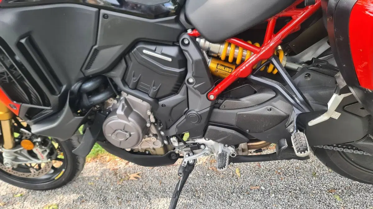 Ducati Multistrada V4 Pikes Peak (2021 - 24)  (15)