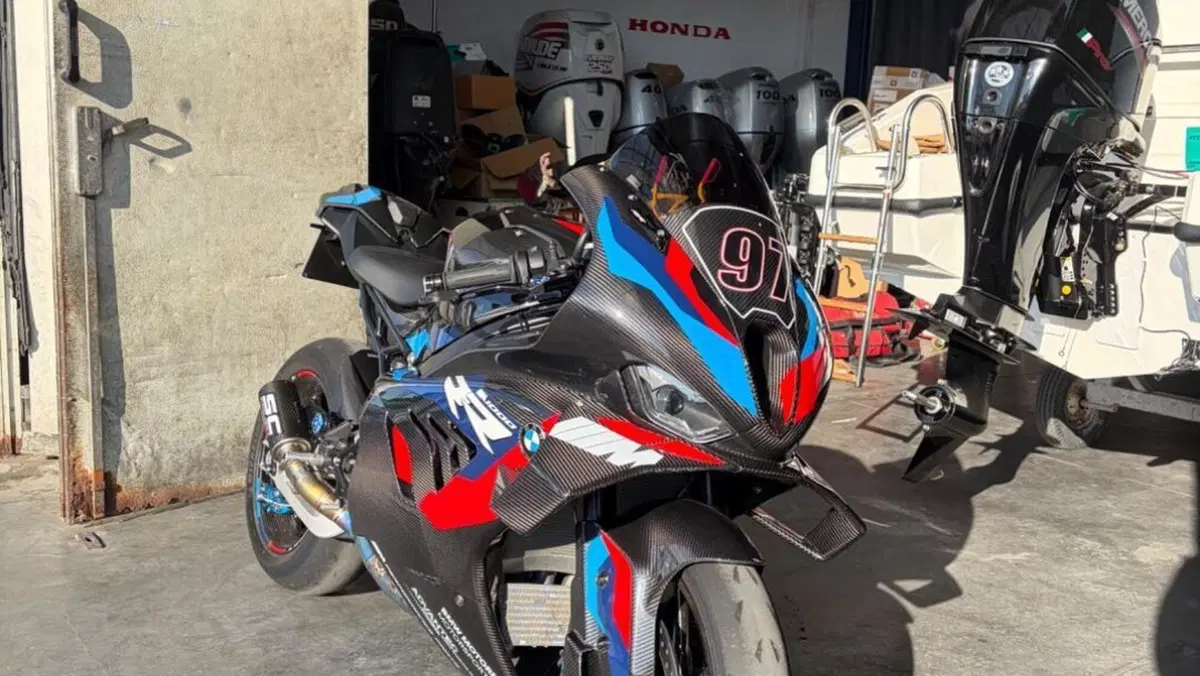 Bmw M 1000 RR (2023 - 24)  (4)