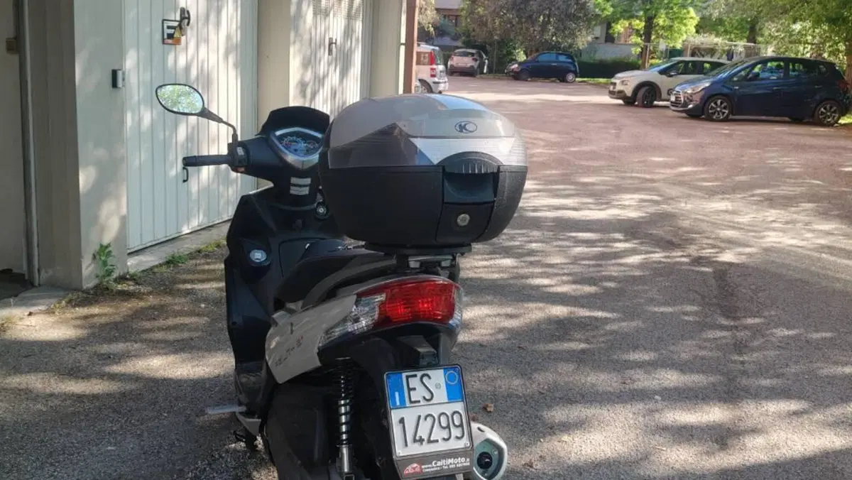 Kymco Agility 125 R16 + (2017 - 20)  (2)