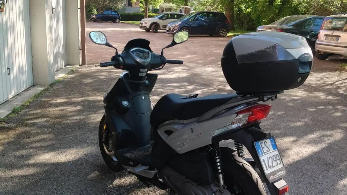 Kymco Agility 125 R16 + (2017 - 20)  (3)