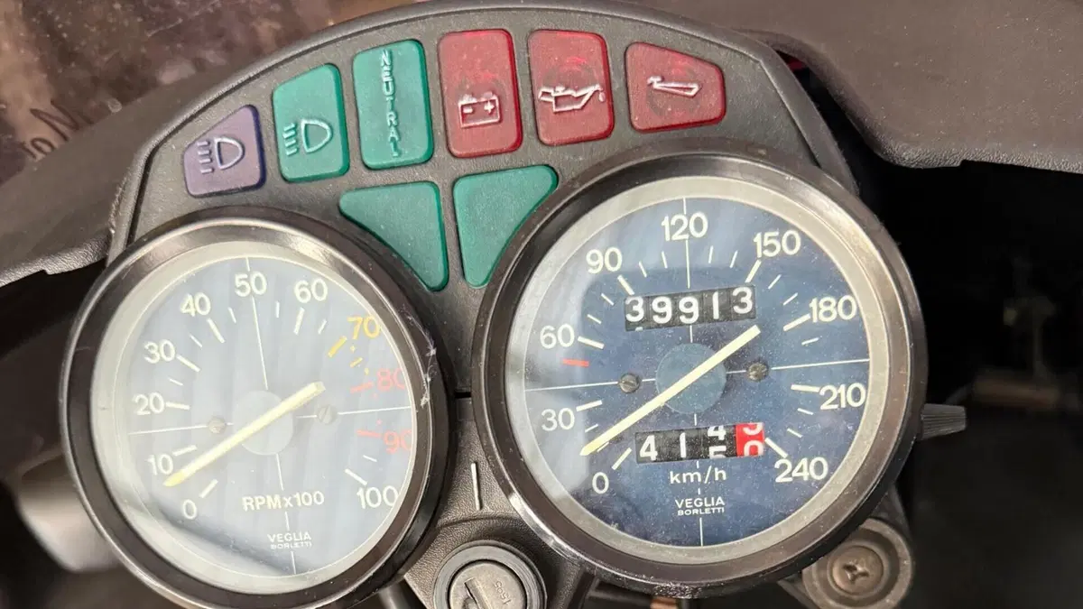 Moto Guzzi   (5)