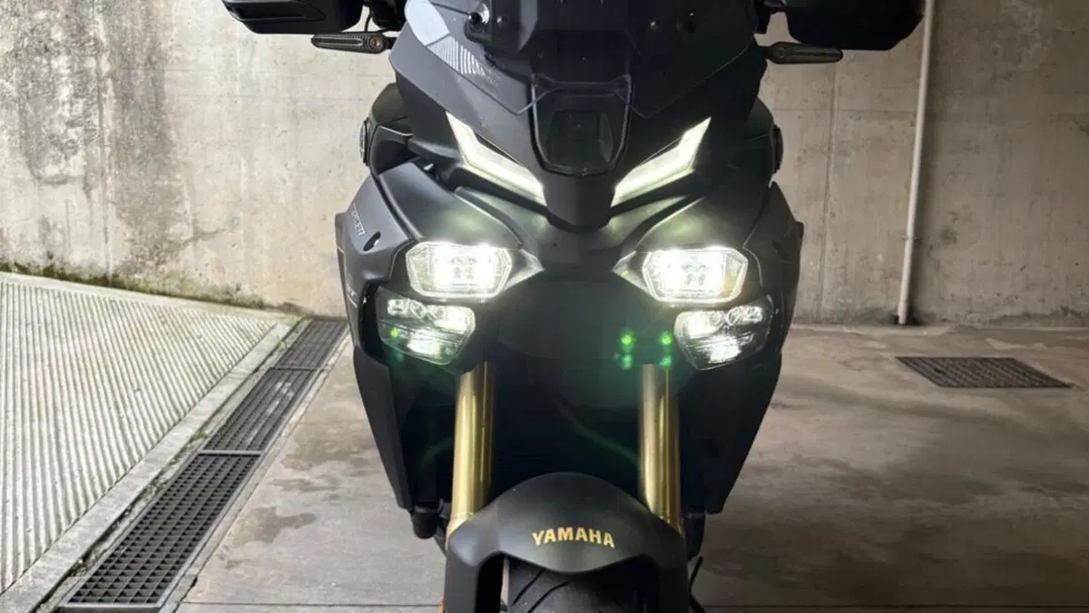 Yamaha Tracer 9 GT (2025 - 26)  (2)