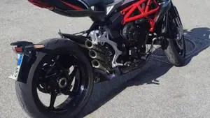 MV Agusta Brutale 800 EAS ABS (2016 - 19)  (6)