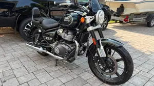 Royal Enfield Super Meteor 650 (2023 - 26)  (2)