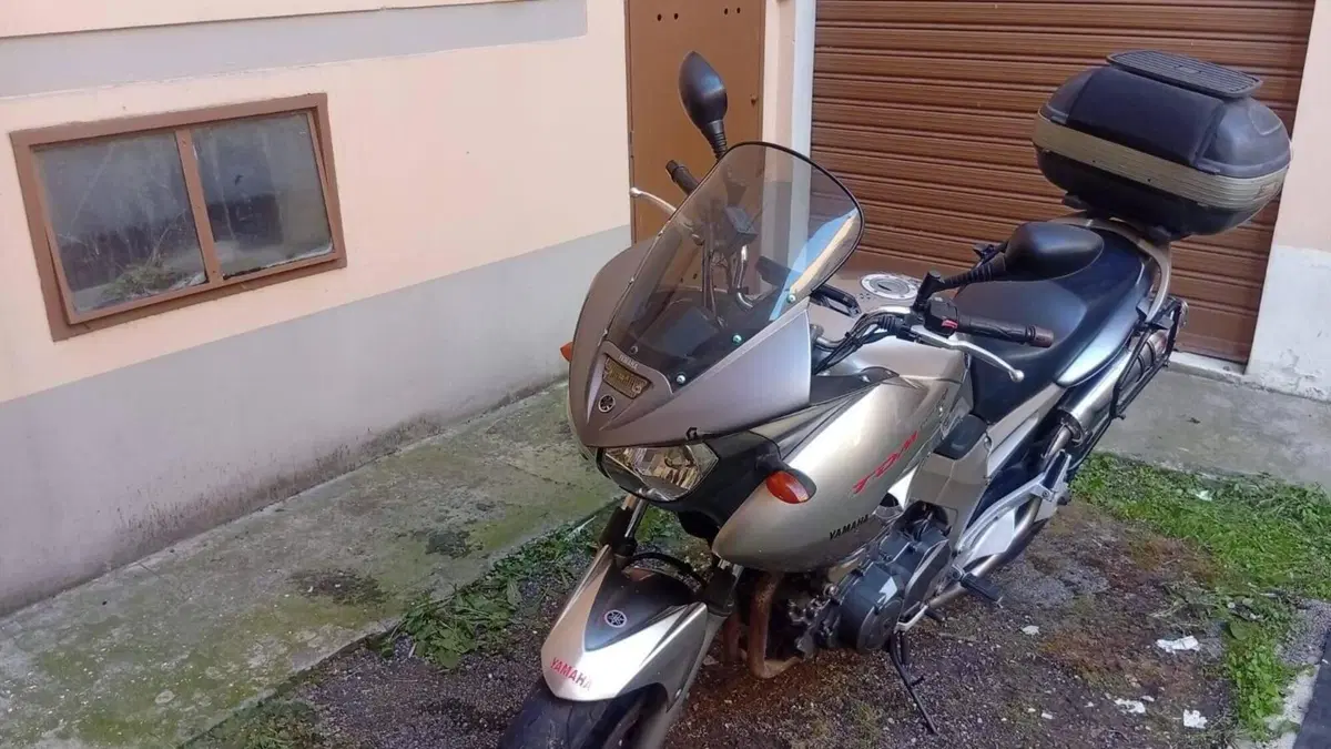 Yamaha TDM 900 (2002 - 14)  (2)