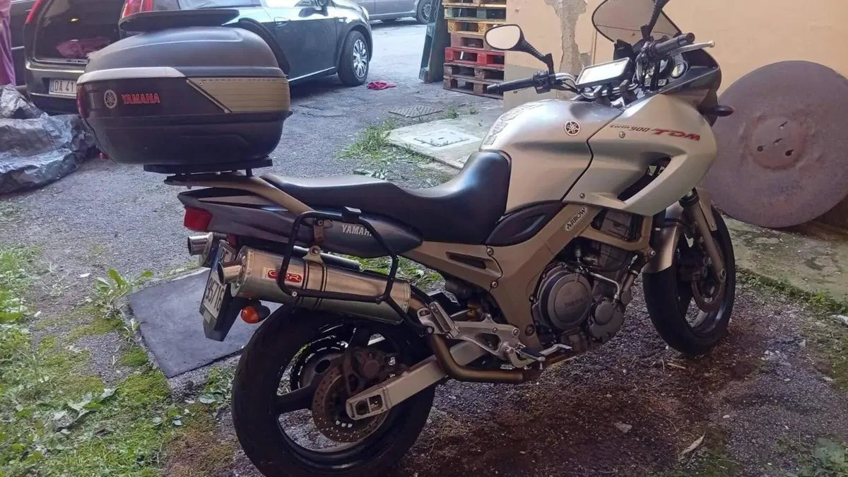 Yamaha TDM 900 (2002 - 14)  (4)