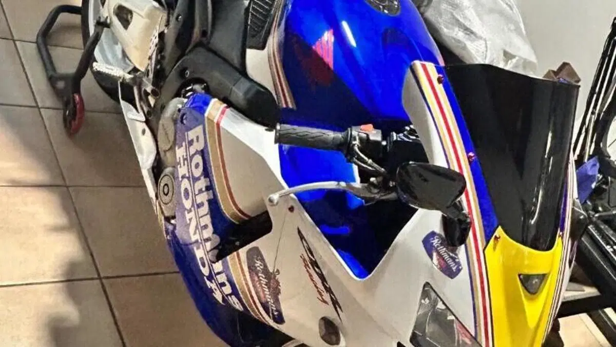 Honda CBR 600 RR (2005 - 06)  (6)
