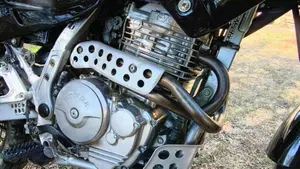 Honda NX 650 Dominator (1996 - 02)  (5)