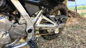 Honda NX 650 Dominator (1996 - 02)  (11)