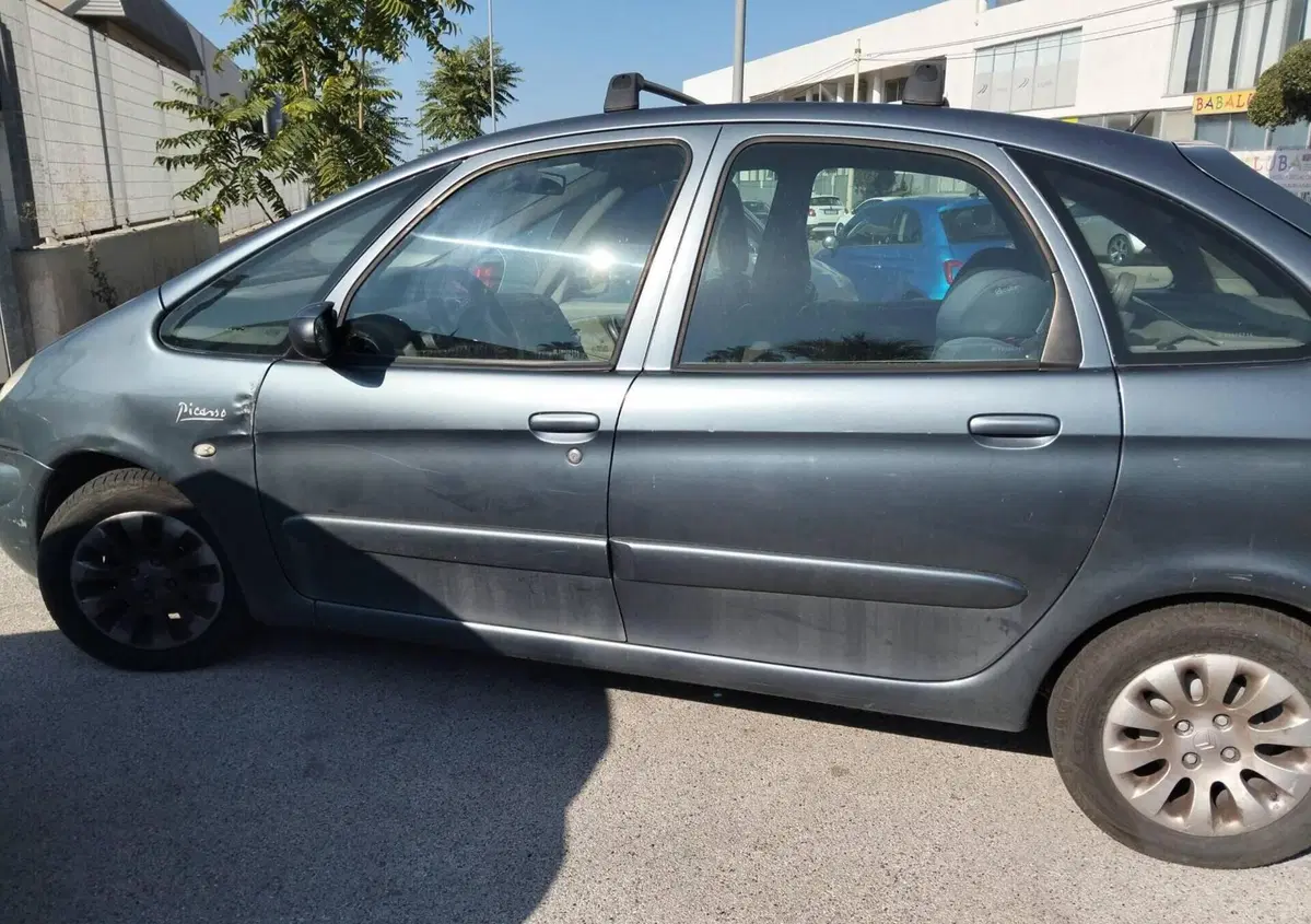Citroen Xsara Picasso 1.6 16V Classique (7)