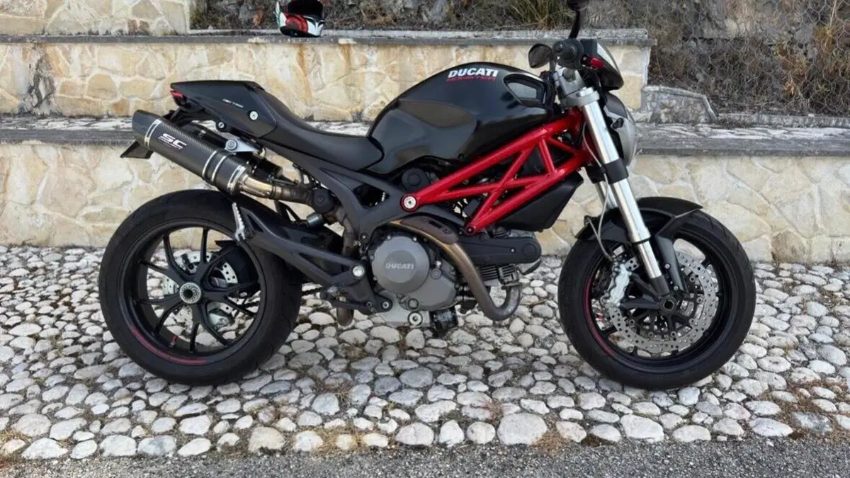 Ducati Monster 796 (2010 - 13) 