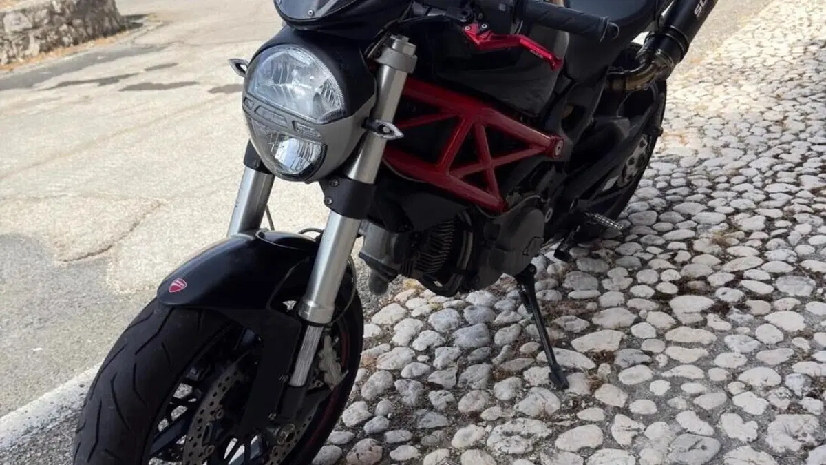 Ducati Monster 796 (2010 - 13)  (6)