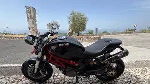 Ducati Monster 796 (2010 - 13)  (5)