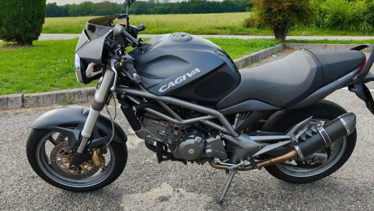Cagiva Raptor 650 (2005 - 07)  (2)