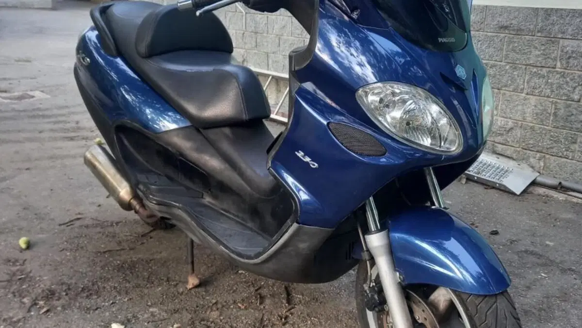 Piaggio X9 250 Evolution  (2)