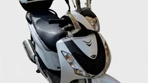 Honda SH 150i (2009 - 12)  (3)