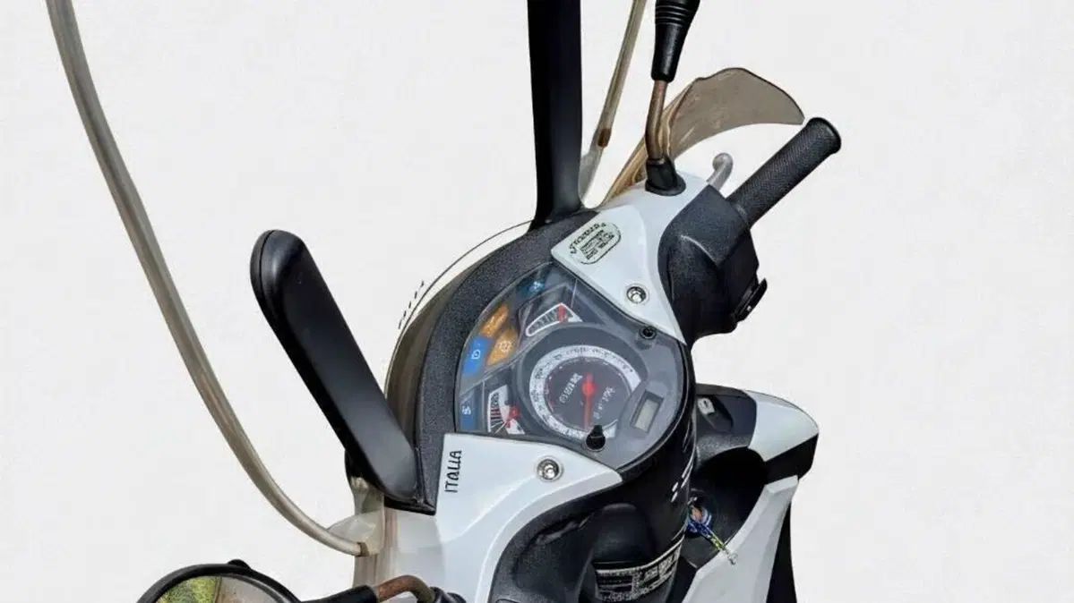 Honda SH 150i (2009 - 12)  (4)