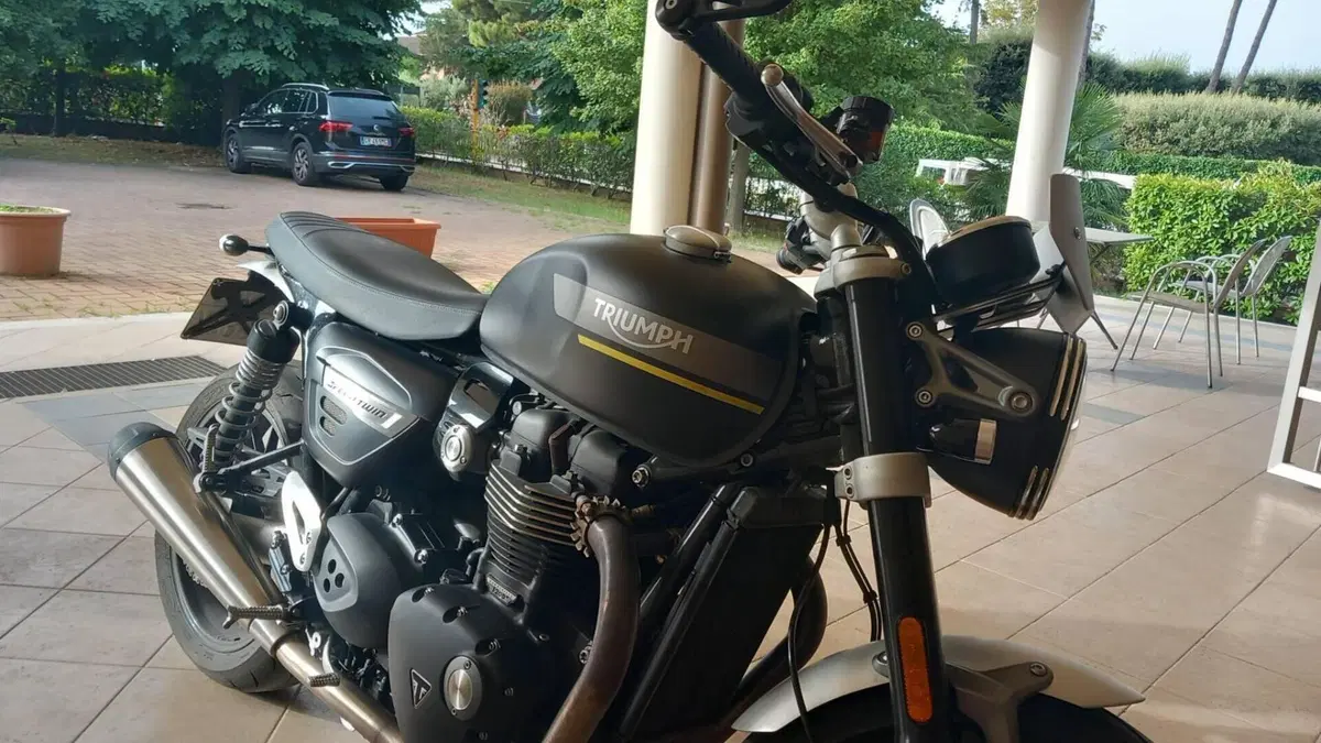 Triumph Speed Twin 1200 (2021 - 24)  (6)