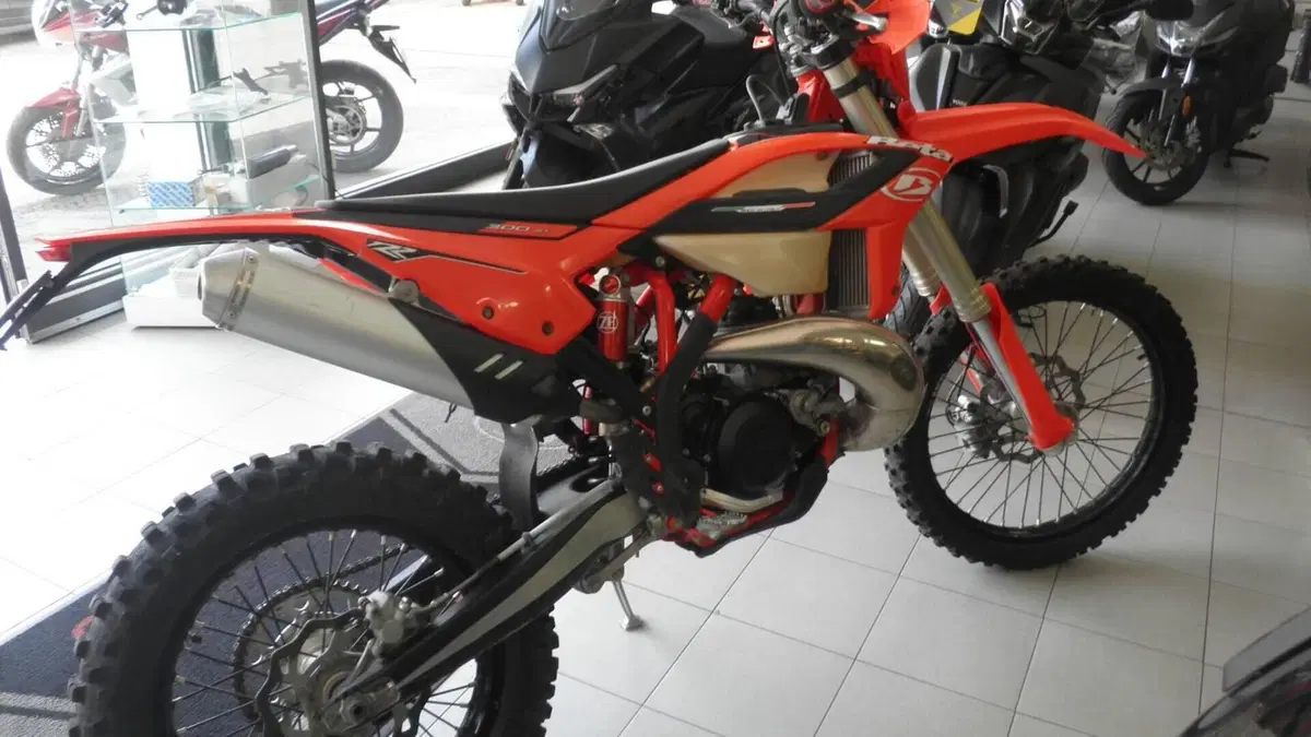 Betamotor RR 300 2T Enduro (2022)  (6)