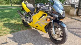 Honda CBR 600 F (1999 - 00) usata