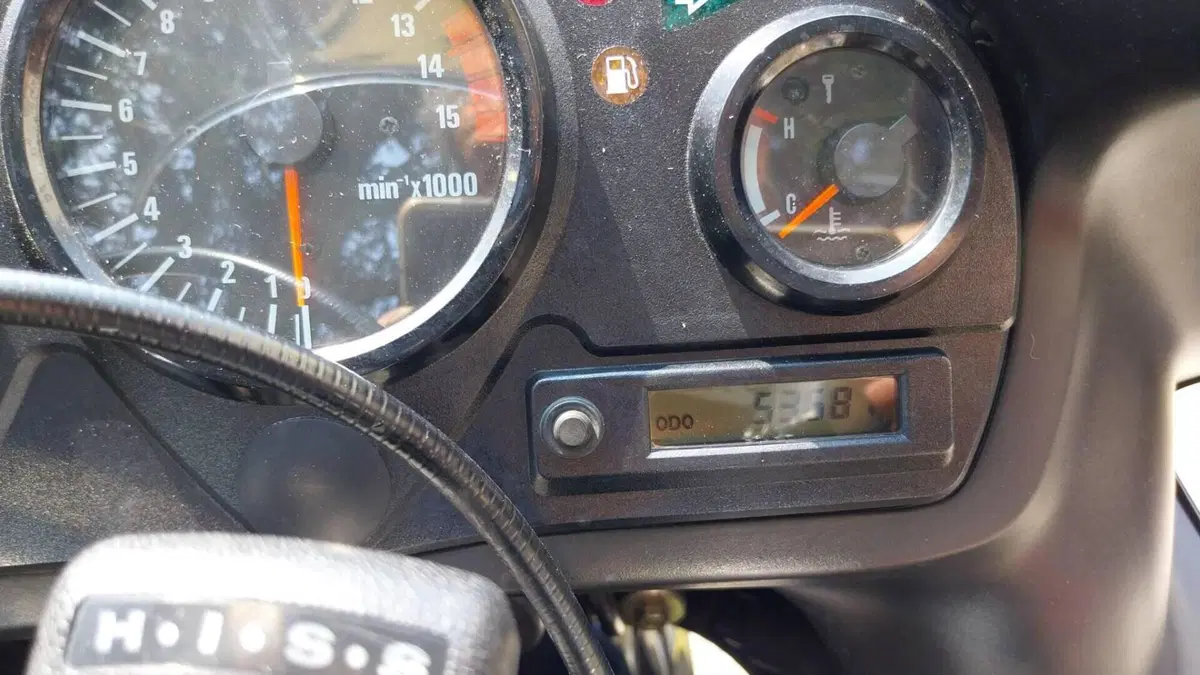 Honda CBR 600 F (1999 - 00)  (8)