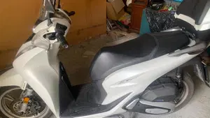 Honda SH 125i (2020 - 23)  (3)