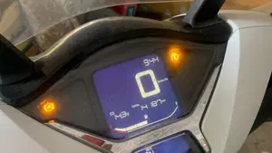 Honda SH 125i (2020 - 23)  (4)