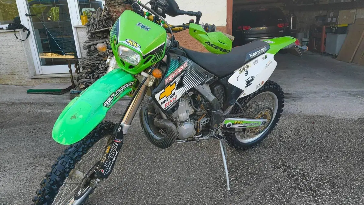 Kawasaki KXE250 (2006)  (4)