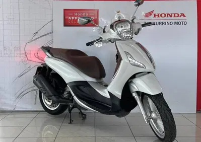Piaggio Beverly 300 i.e. ABS-ASR (2016 - 20) - Annuncio 10094010