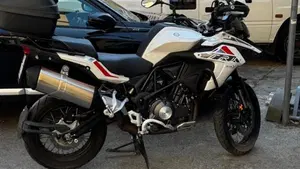 Benelli TRK 502X (2018 - 20)  (2)