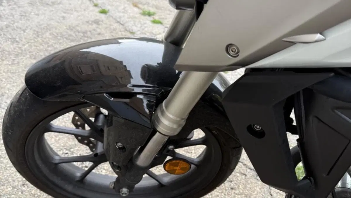Honda CB 125 R (2018 - 20)  (3)