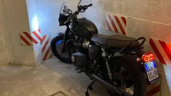 Triumph Bonneville T120 Black (2017 - 20) usata
