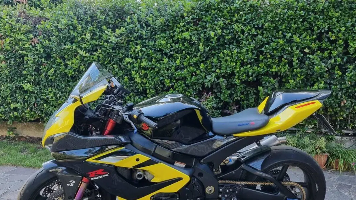 Suzuki GSX-R1000 (2005 - 06)  (2)