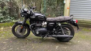 Triumph Bonneville T120 Black (2017 - 20)  (5)