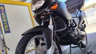 Aprilia Pegaso 650 IE (2003 - 04) usata