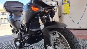Aprilia Pegaso 650 IE (2003 - 04)  (2)