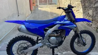 Yamaha YZ 450 F (2025) usata