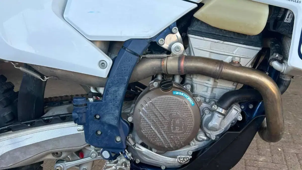 Husqvarna FE 250 (2025)  (3)