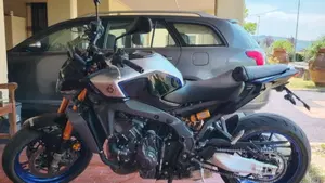 Yamaha MT-09 SP (2024 - 26)  (2)