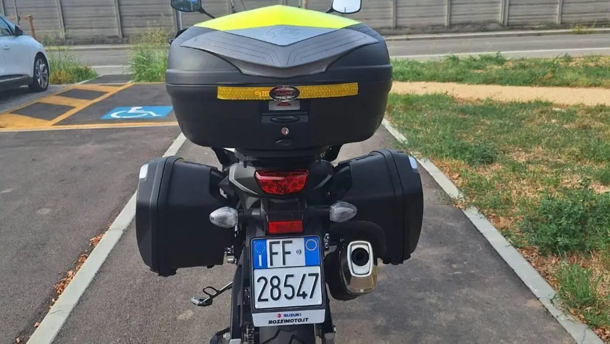 Suzuki V-Strom 650XT Explorer (2022 - 25)  (4)