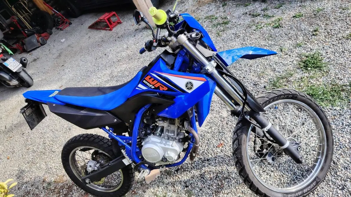 Yamaha WR 125 R (2009 - 12)  (4)