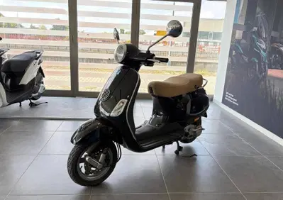 Vespa LX 50 4T (2009 - 14) - Annuncio 10094176